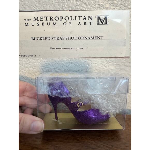 The Met Museum Shoe Ornaments – Set of 5 – High Heel Christmas Décor - Picture 5 of 6
